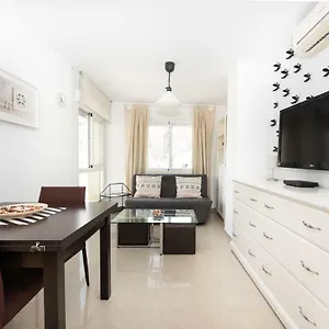 Wonderful Malagueta Pompidou Apartment Málaga